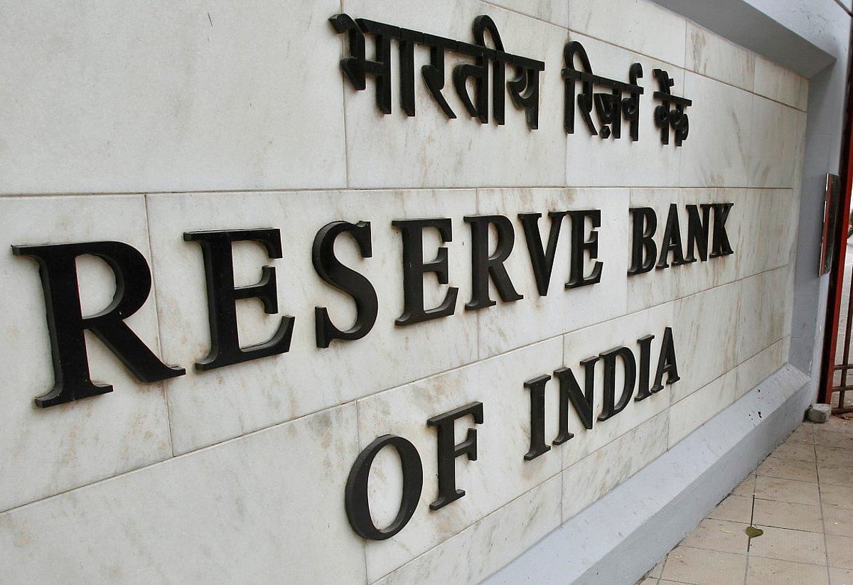 All Eyes on RBI as Markets Await Key Policy Decision Amid Inflation and Rupee Concerns